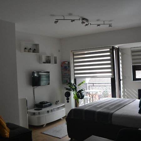 Urban Apartment Ni Eksteriør bilde