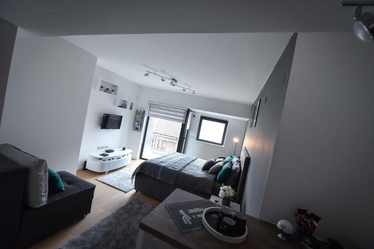 Urban Apartment Ni Eksteriør bilde