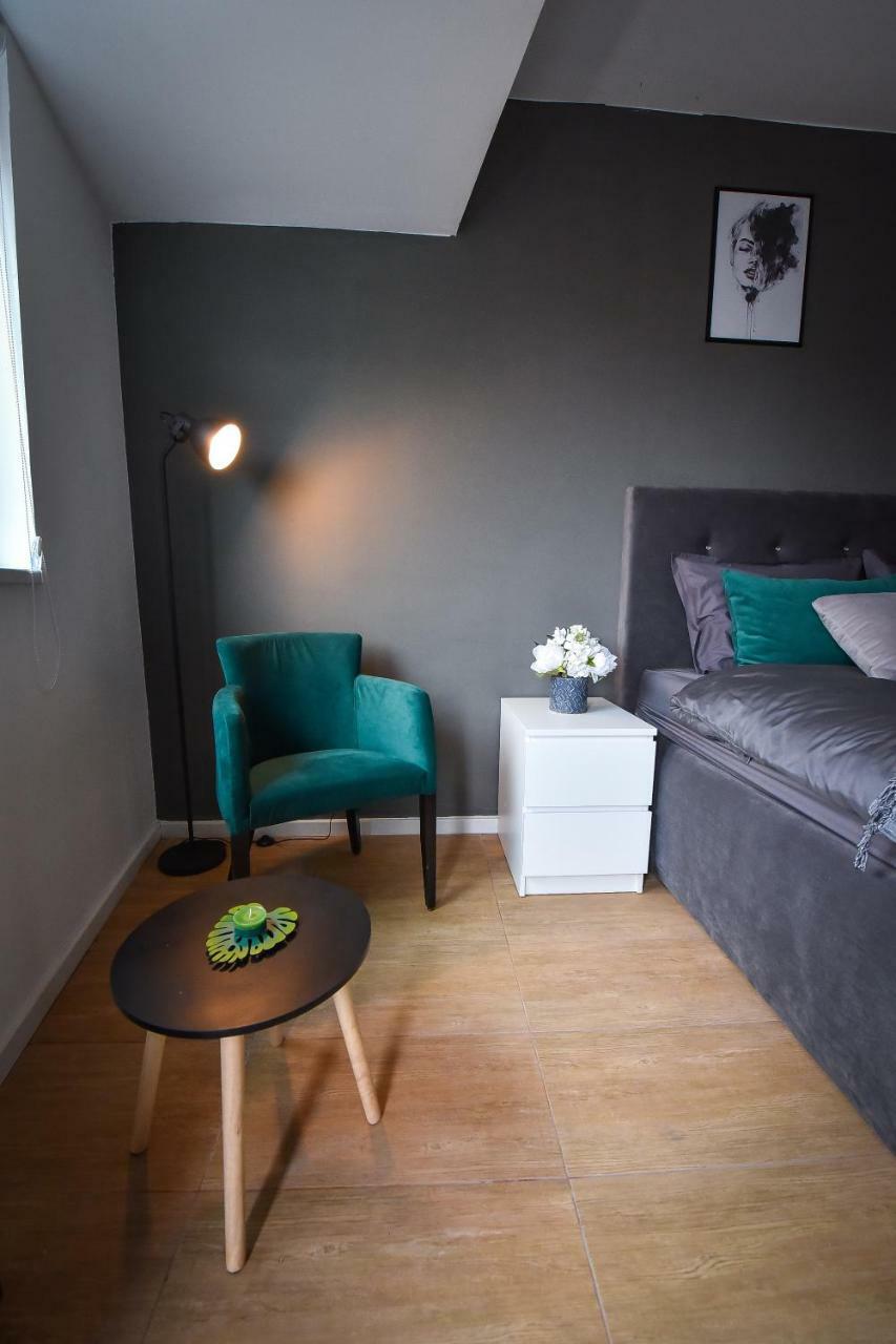 Urban Apartment Ni Eksteriør bilde